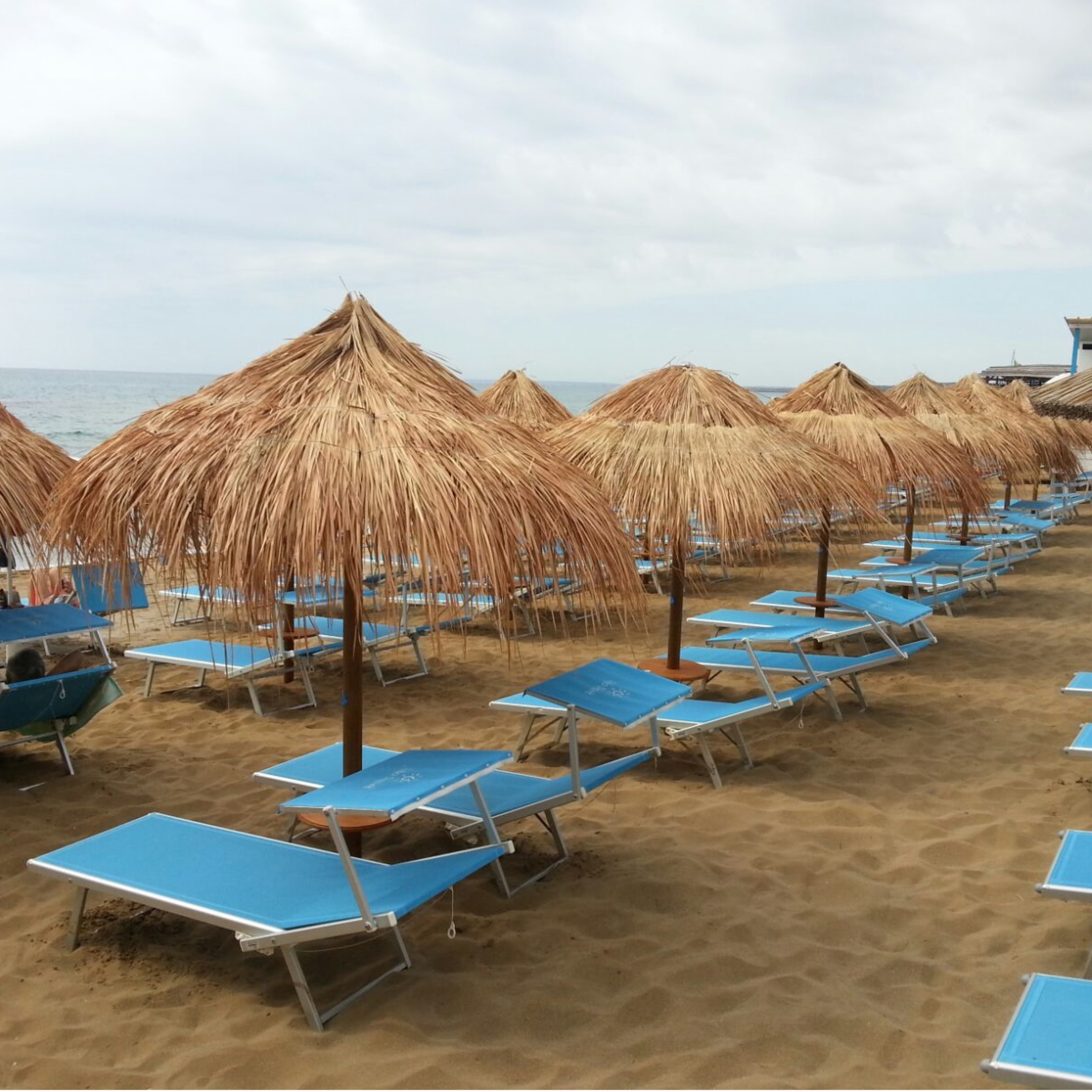 Ombrellone Hawaii In Paglia COSTWAY, 8 Stecche, Colore Naturale, Altezza 222 Cm, Nuovo - Foto 3